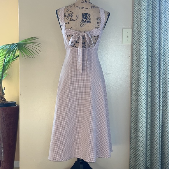 Gingham Midi Dress - Picture 8 of 10